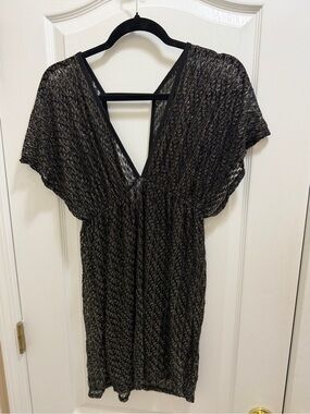 ELF Black and Gold V-Neck Shimmer Dress